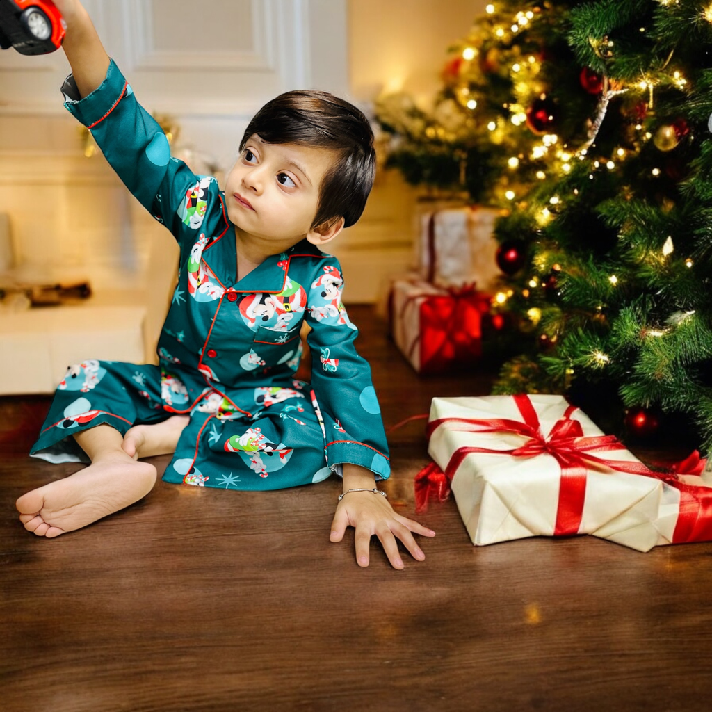 Dark Green Christmas Theme Full Sleeves