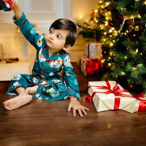 Dark Green Christmas Theme Full Sleeves